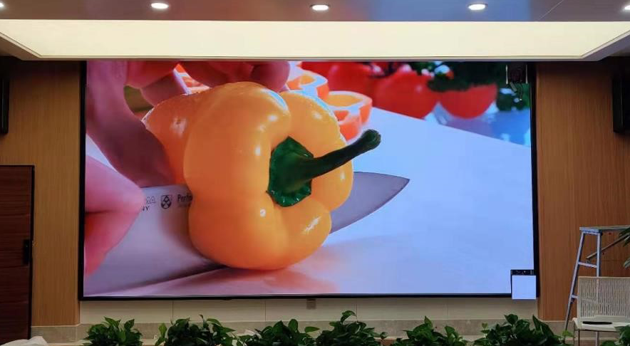 长春吉林大学汇报厅 P1.875 超细腻 LED 显示屏节造系统项目