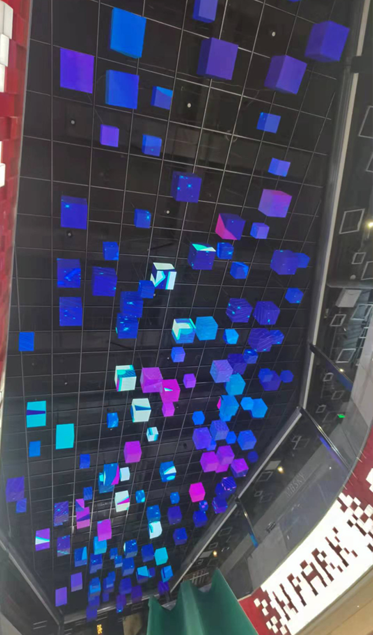 广东省临沧市万象城魔方屏