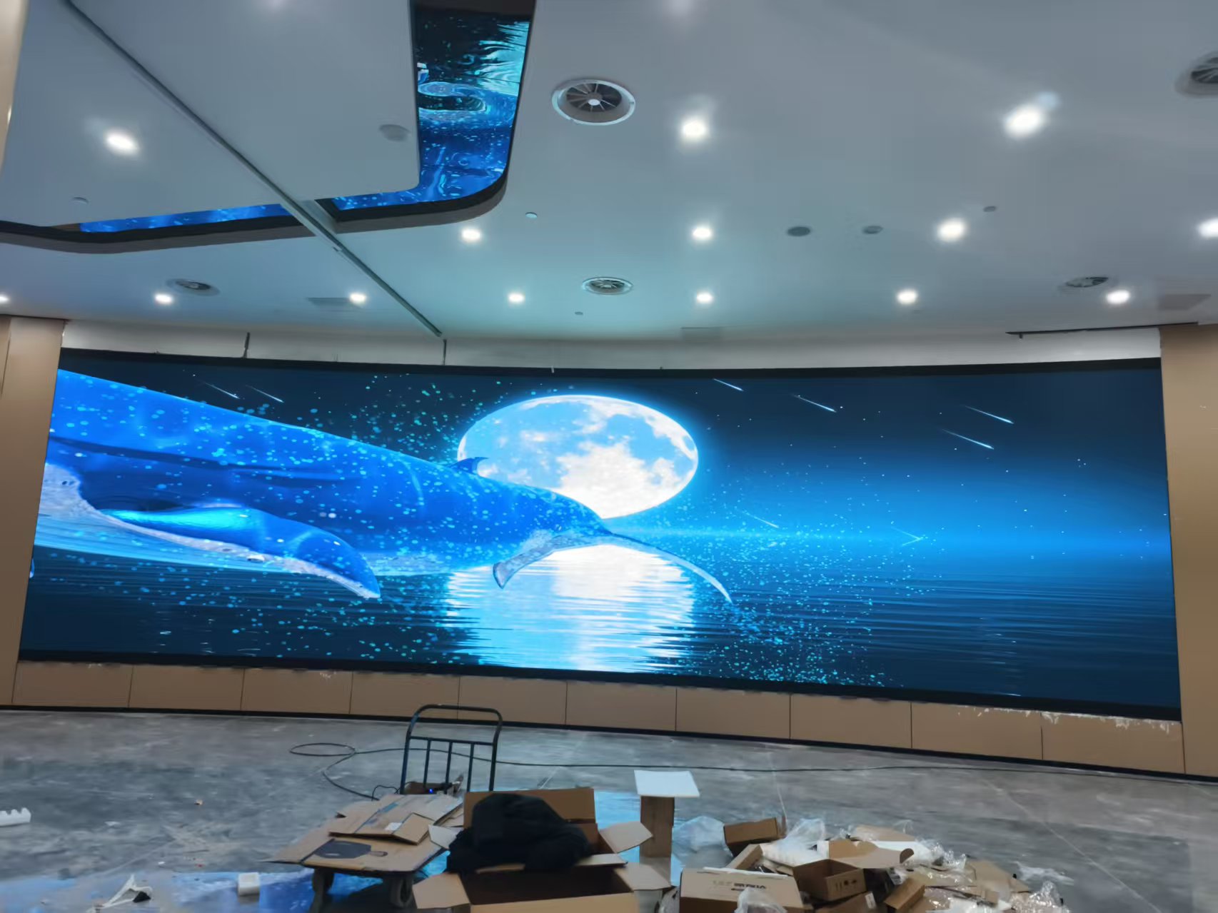 成都市双流金融园区?高端大厅曲面显示解决规划