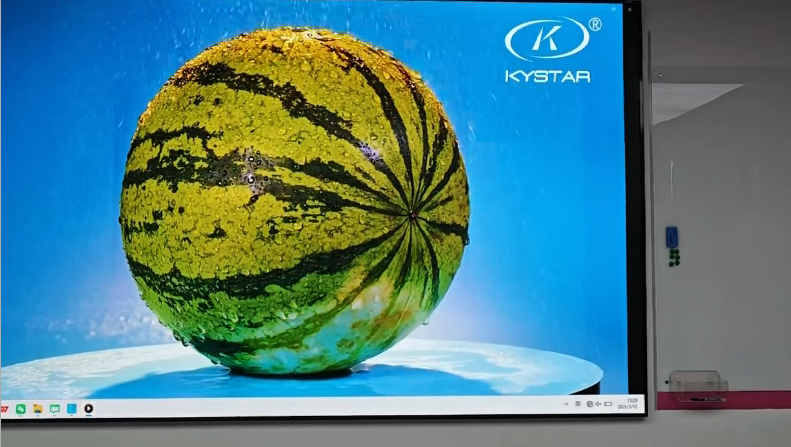 广安卡尔顿集团会议室 P1.53 高刷 LED 显示屏节造系统项目